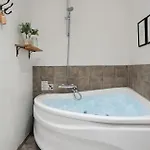 Holiday home 3 Bedroom Amazing In *