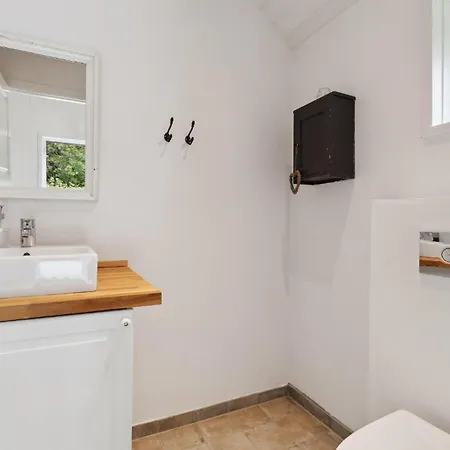 Feriehus 3 Bedroom Amazing In